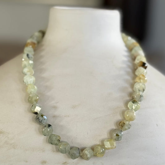 Marbled Light Green Necklace